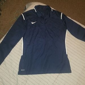 2 nike shirts